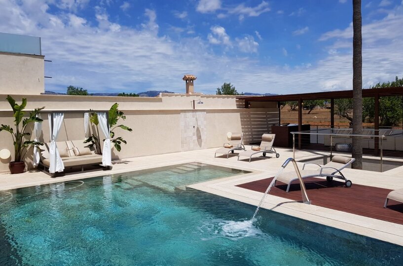 Exclusive Holiday Villa with Private Pool, Balearic Islands Villa 1481