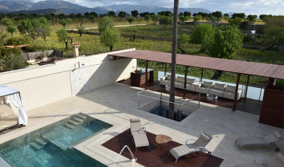 Exclusive Holiday Villa with Private Pool, Balearic Islands Villa 1481