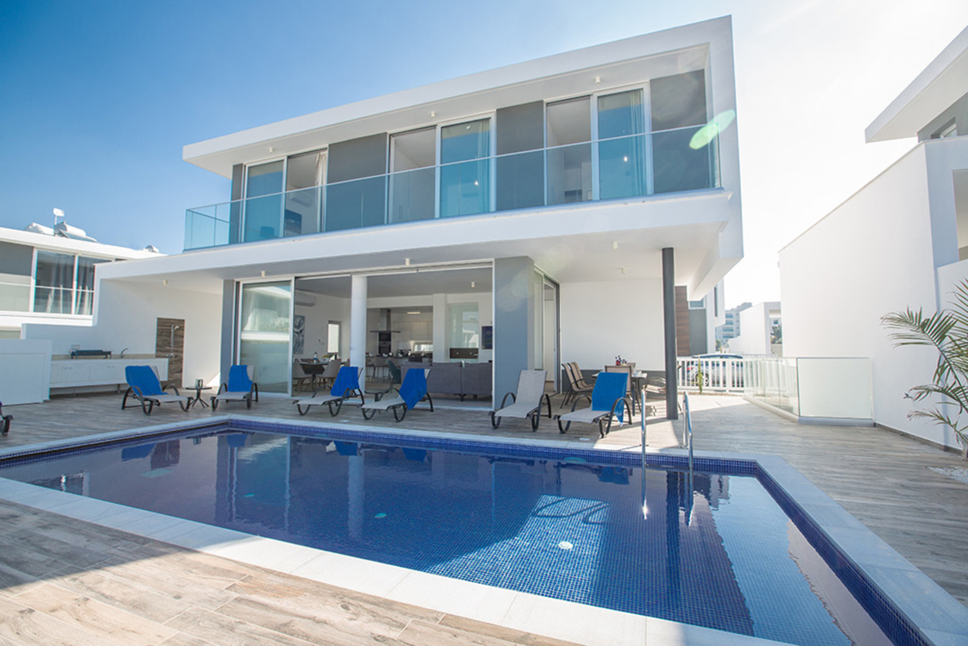 Luxury Contemporary Style Villa, Protaras Villa 1575