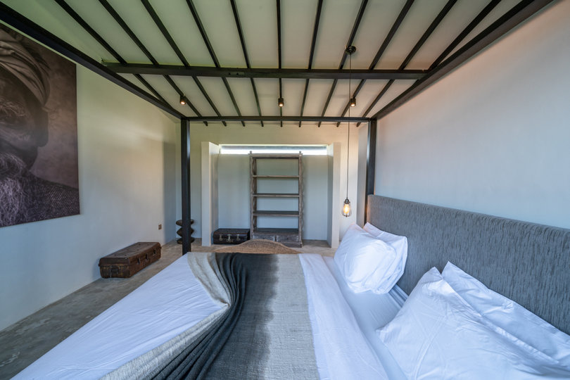 Luxury 4-Bedroom Holiday Rental Near Berawa Beach, Bali Villa 2094