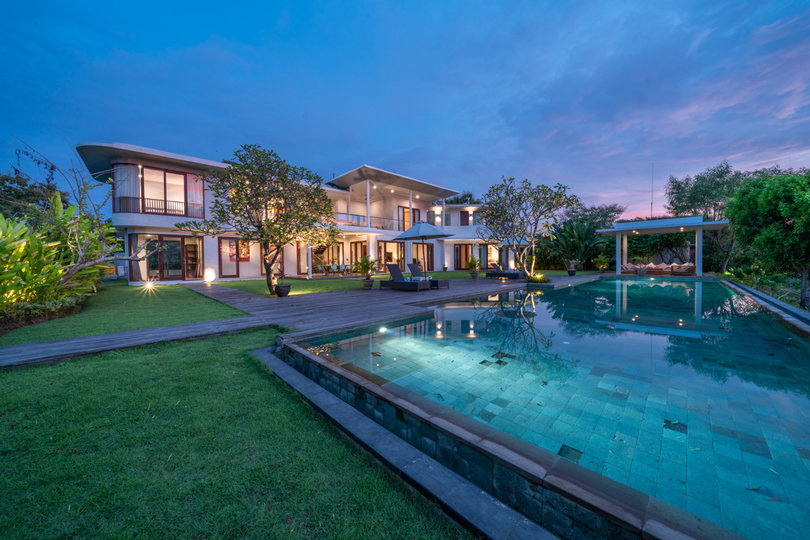 The Ultimate 5 Star Holiday Villa in Kabupaten Badung with Private Pool, Bali Villa 2097