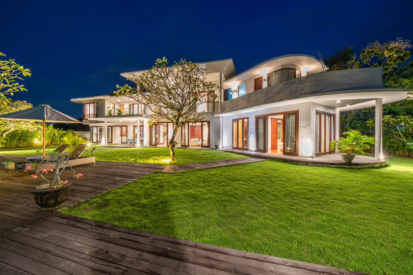 The Ultimate 5 Star Holiday Villa in Kabupaten Badung with Private Pool, Bali Villa 2097