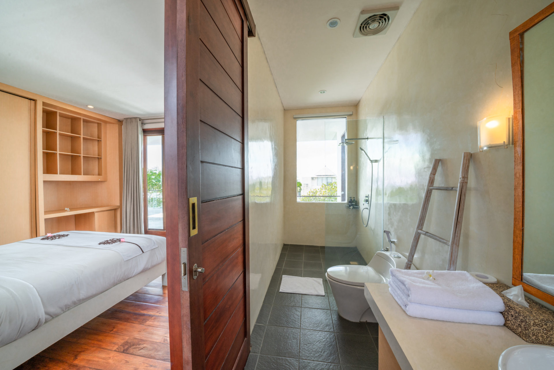The Ultimate 5 Star Holiday Villa in Kabupaten Badung with Private Pool, Bali Villa 2097