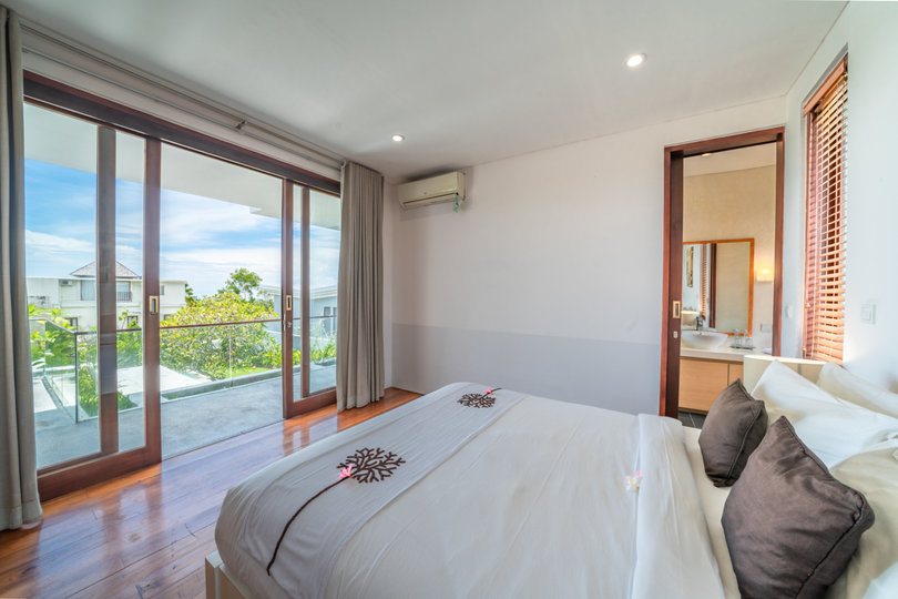 The Ultimate 5 Star Holiday Villa in Kabupaten Badung with Private Pool, Bali Villa 2097