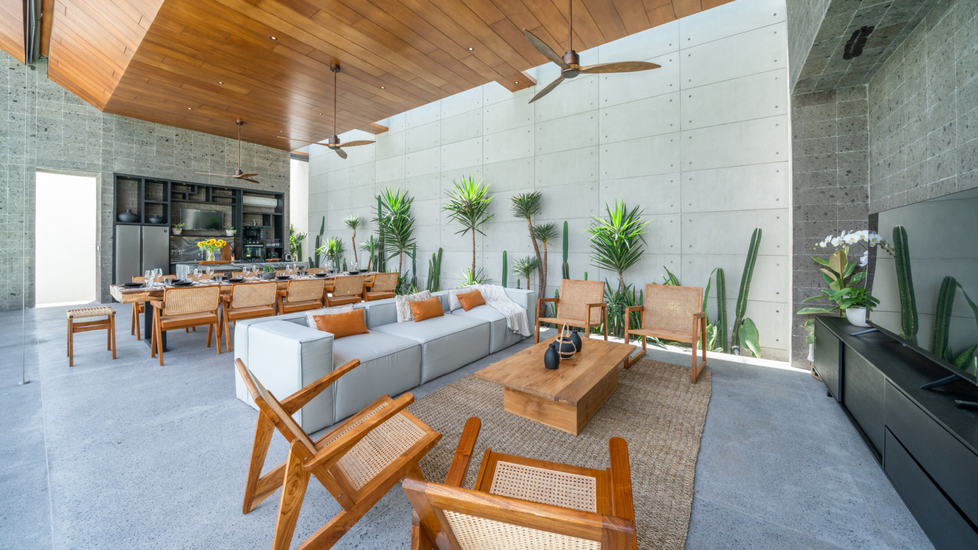 The Ultimate 5 Star Holiday Villa in Kabupaten Badung with Private Pool and Fully Staffed, Bali Villa 2098