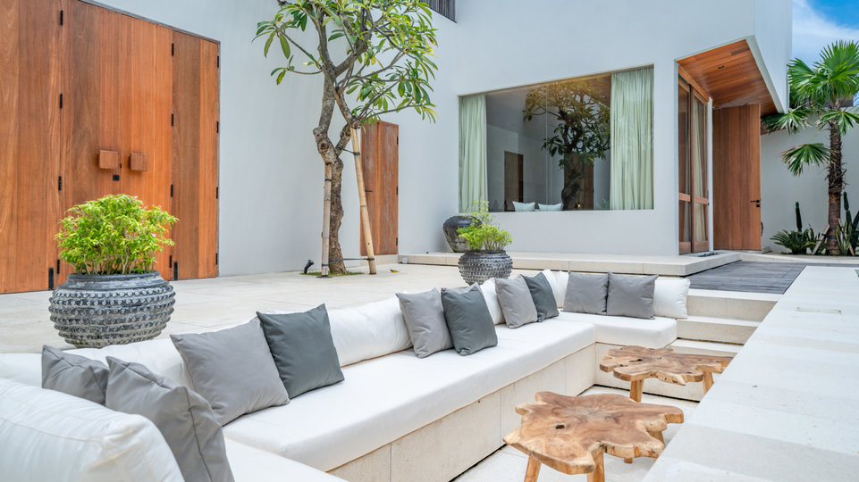 The Ultimate 5 Star Holiday Villa in Kabupaten Badung with Private Pool and Fully Staffed, Bali Villa 2098