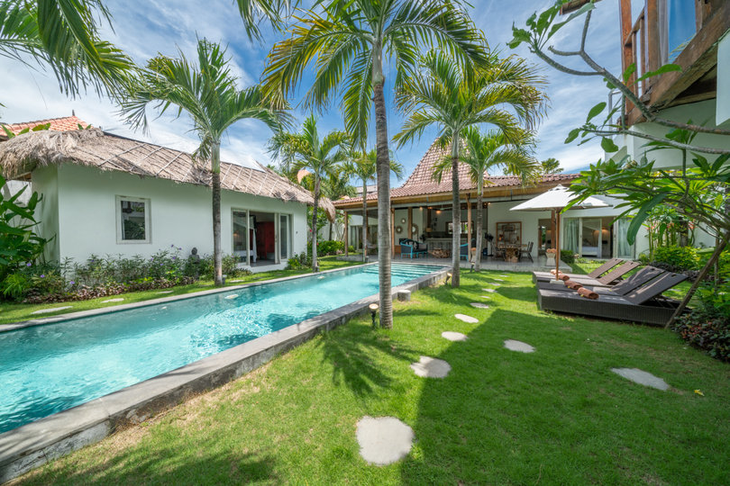The Ultimate 5 Star Holiday Villa in Kabupaten Badung with Private Pool and Fully Staffed, Bali Villa 2099