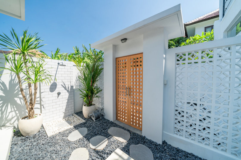 The Ultimate 5 Star Holiday Villa in Badung Regency with Private Pool and Fully Staffed, Bali Villa 2104