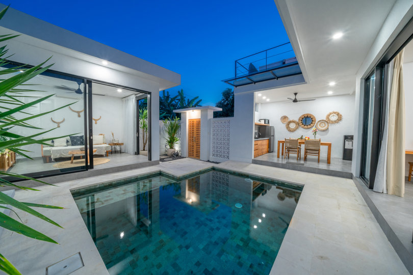 The Ultimate 5 Star Holiday Villa in Badung Regency with Private Pool and Fully Staffed, Bali Villa 2104