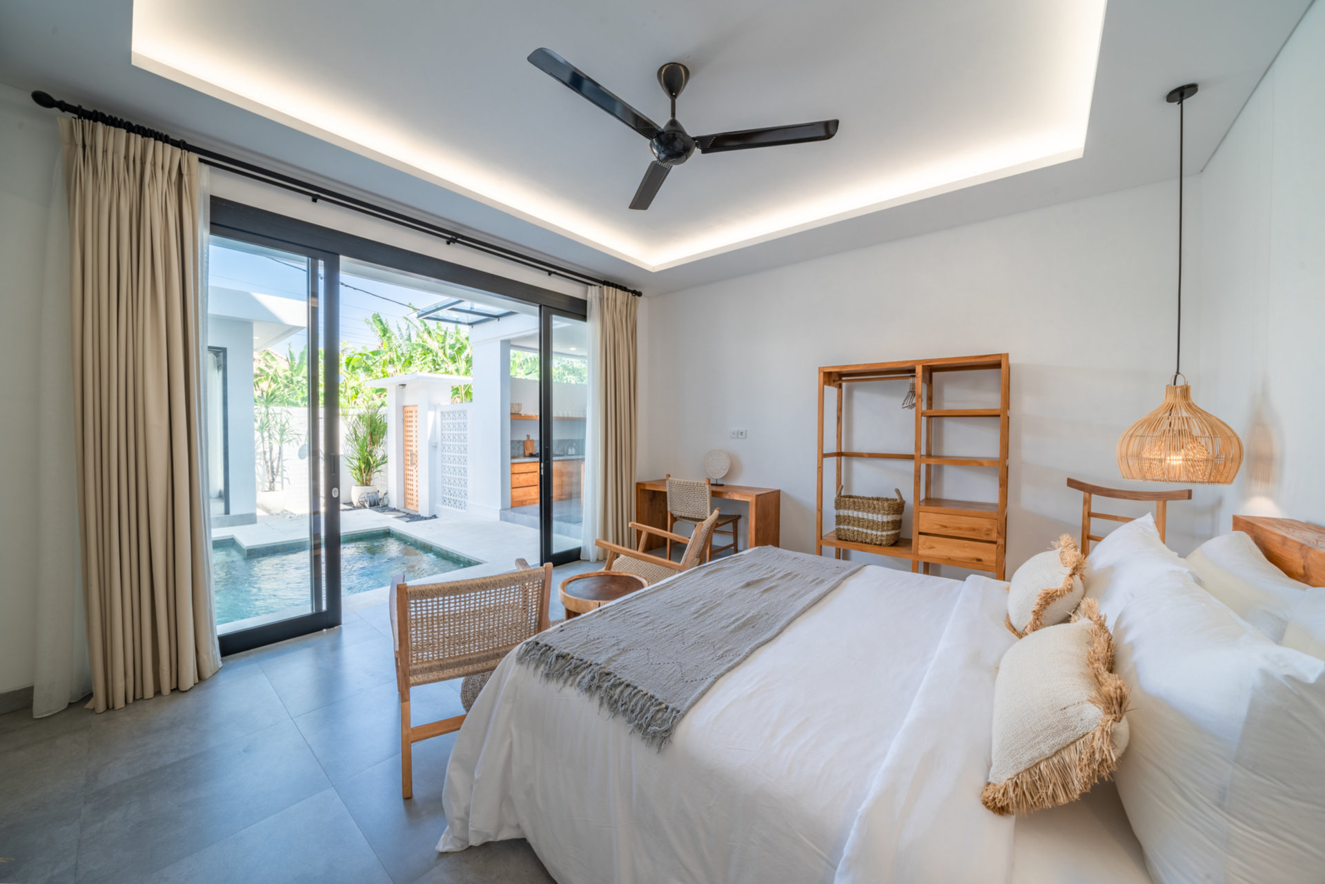 The Ultimate 5 Star Holiday Villa in Badung Regency with Private Pool and Fully Staffed, Bali Villa 2104