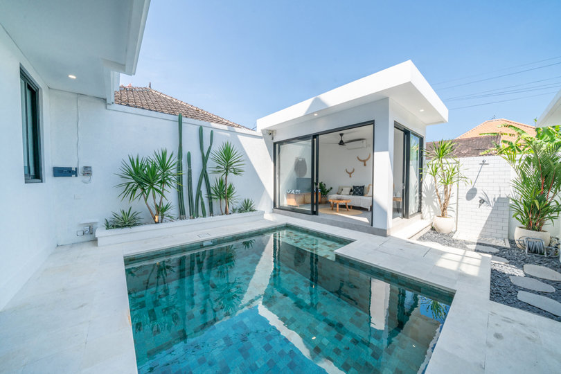 The Ultimate 5 Star Holiday Villa in Badung Regency with Private Pool and Fully Staffed, Bali Villa 2104