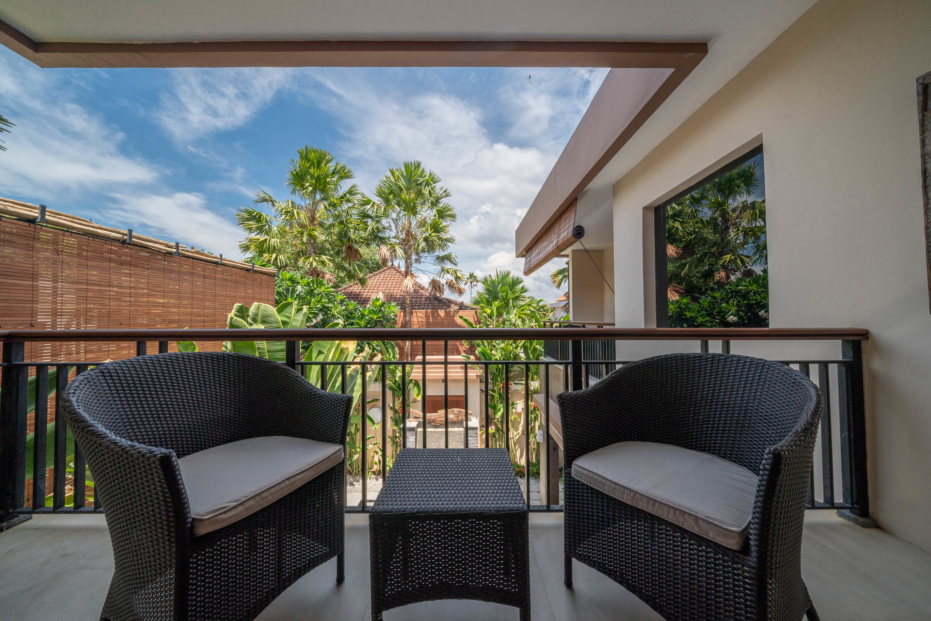 Imagine Your Family Renting a Luxury 3 Bedroom Holiday Villa Close to Kabupaten Badung Double Six Beach, Bali Villa 2105