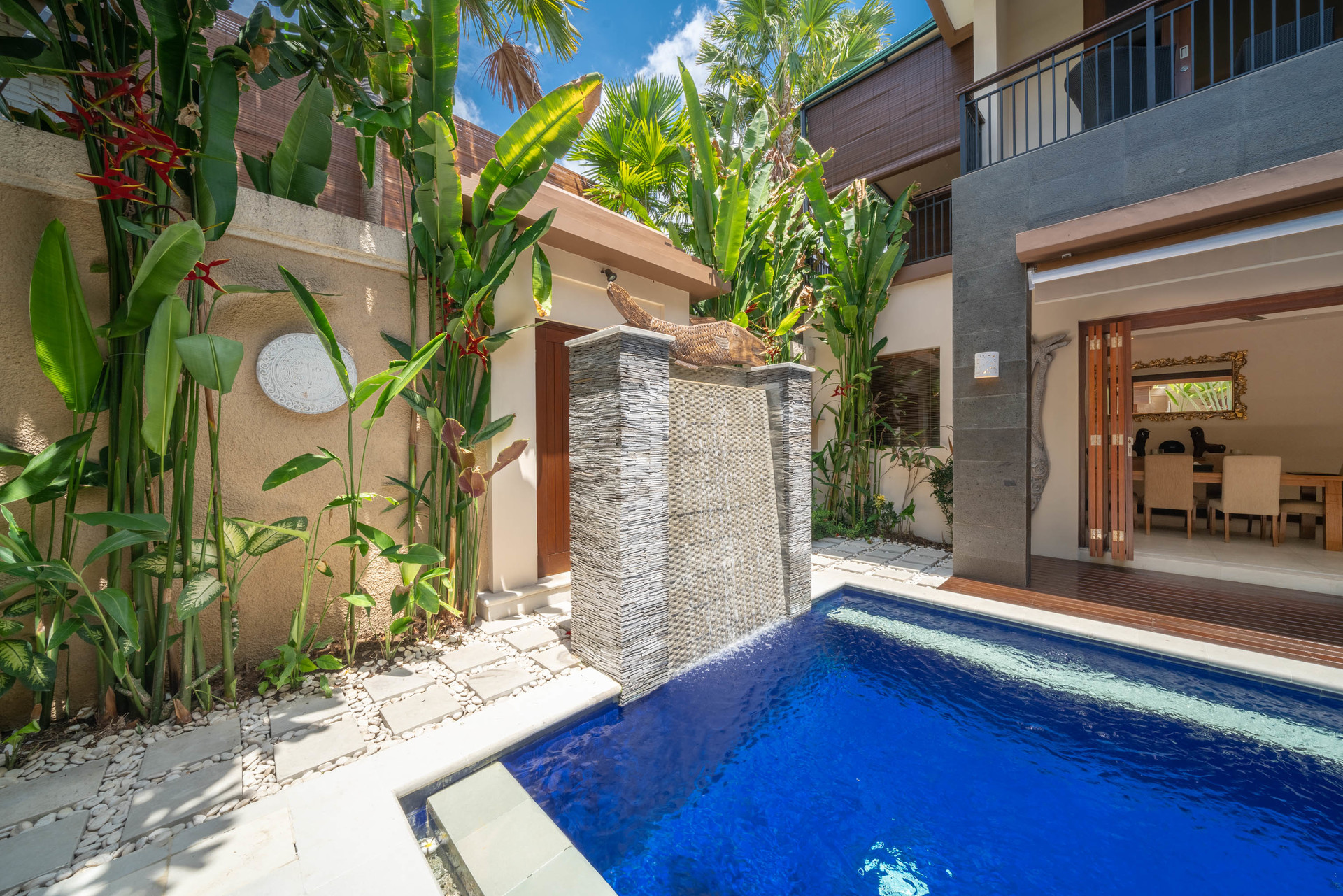 Imagine Your Family Renting a Luxury 3 Bedroom Holiday Villa Close to Kabupaten Badung Double Six Beach, Bali Villa 2105