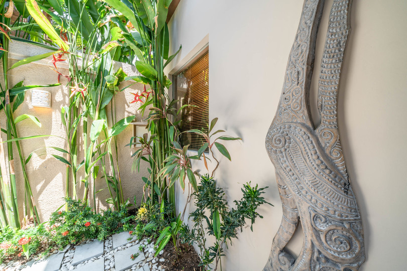 Imagine Your Family Renting a Luxury 3 Bedroom Holiday Villa Close to Kabupaten Badung Double Six Beach, Bali Villa 2105