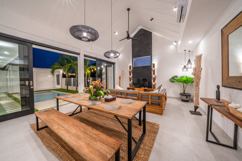 The Ultimate 5 Star Holiday Villa in Kabupaten Badung with Private Pool and Fully Staffed, Bali Villa 2107