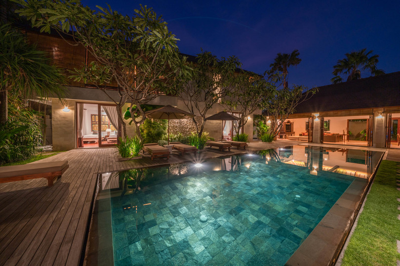 The Complete Guide to Renting Your Exclusive Holiday Villa in Kabupaten Badung with Private Pool and Fully Staffed, Bali Villa 2113