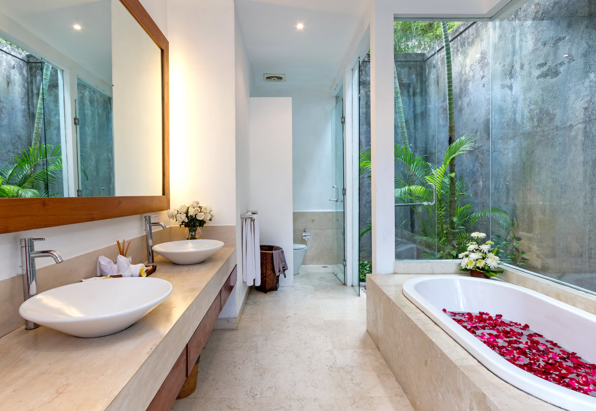 The Complete Guide to Renting Your Exclusive Holiday Villa in Kabupaten Badung with Private Pool and Fully Staffed, Bali Villa 2113