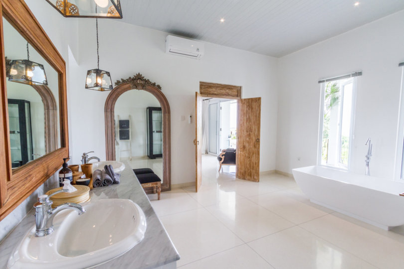 Imagine Your Family Renting a Luxury 5 Bedroom Holiday Villa with Stunning Ocean Views, Bali Villa 2114