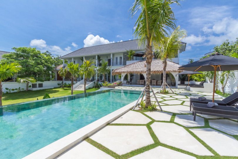 Imagine Your Family Renting a Luxury 5 Bedroom Holiday Villa with Stunning Ocean Views, Bali Villa 2114