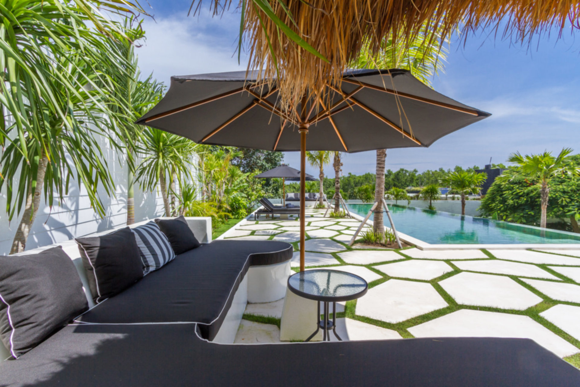 Imagine Your Family Renting a Luxury 5 Bedroom Holiday Villa with Stunning Ocean Views, Bali Villa 2114