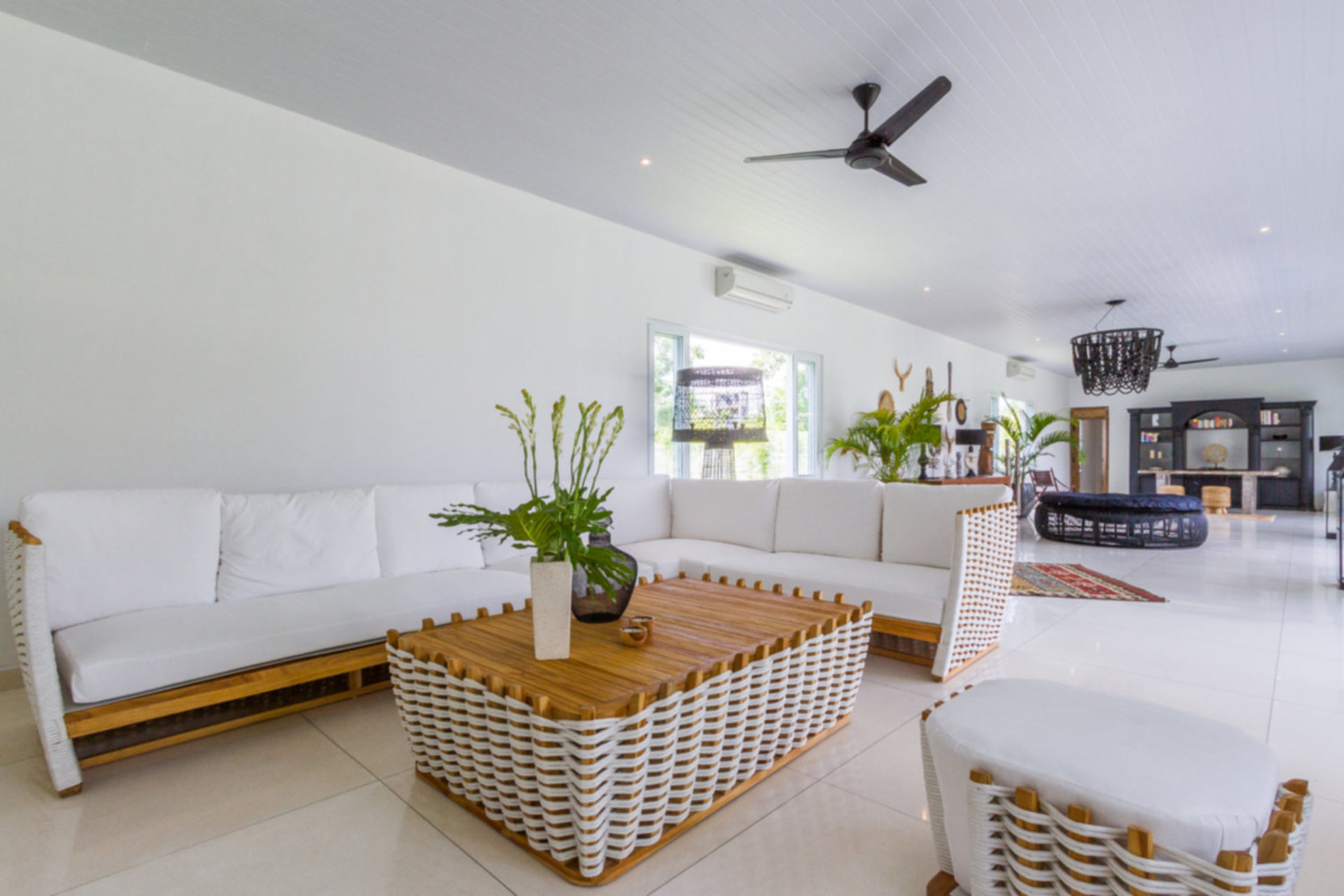 Imagine Your Family Renting a Luxury 5 Bedroom Holiday Villa with Stunning Ocean Views, Bali Villa 2114