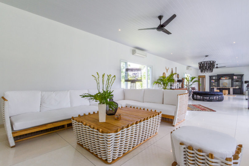 Imagine Your Family Renting a Luxury 5 Bedroom Holiday Villa with Stunning Ocean Views, Bali Villa 2114