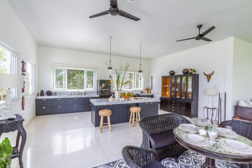 Imagine Your Family Renting a Luxury 5 Bedroom Holiday Villa with Stunning Ocean Views, Bali Villa 2114