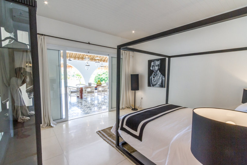 Imagine Your Family Renting a Luxury 5 Bedroom Holiday Villa with Stunning Ocean Views, Bali Villa 2114