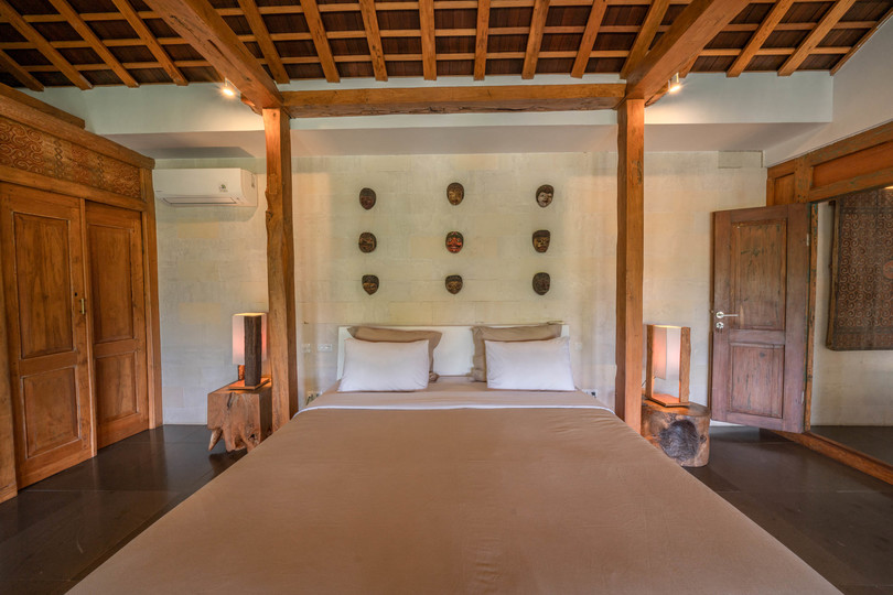 Luxury 4-Bedroom Getaway Near Double Six Beach, Bali Villa 2116