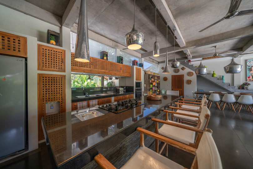 Luxury 4-Bedroom Getaway Near Double Six Beach, Bali Villa 2116