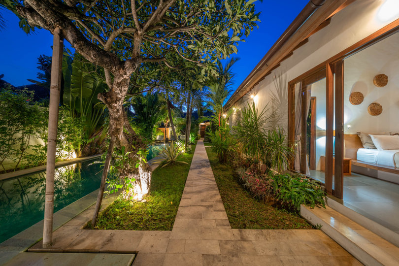 Luxury 4-Bedroom Getaway Near Double Six Beach, Bali Villa 2116