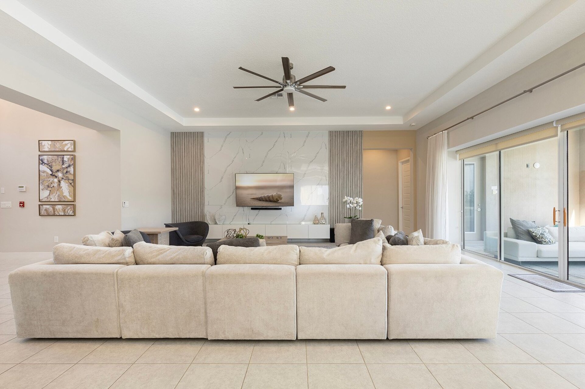 5 Star Villa Aurelius – A Golden Grand Residence