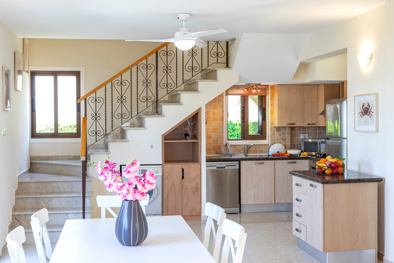 Luxury 4BR Beach Villa Rental, Famagusta Villa 1022