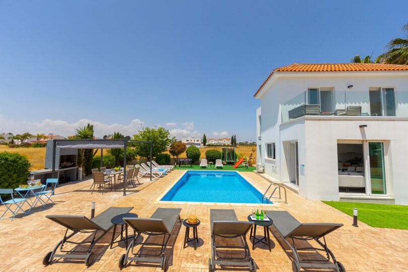 Perfect Family Villa Near Beautiful Famagusta, Famagusta  Villa 1023
