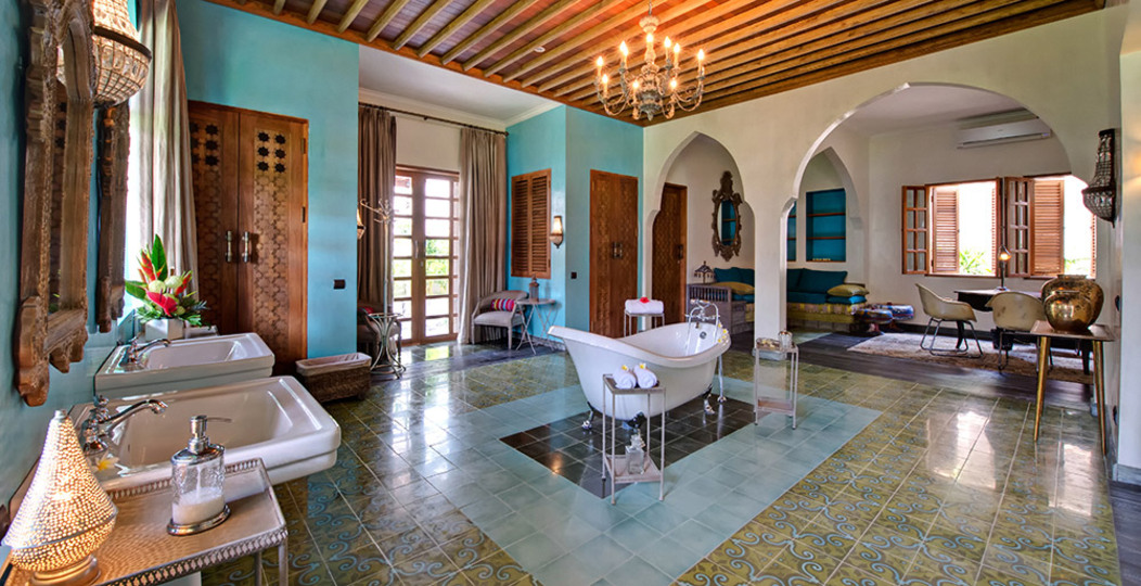 Luxury 4 Bedroom Villa with Private Pool, Bali Villa 2131