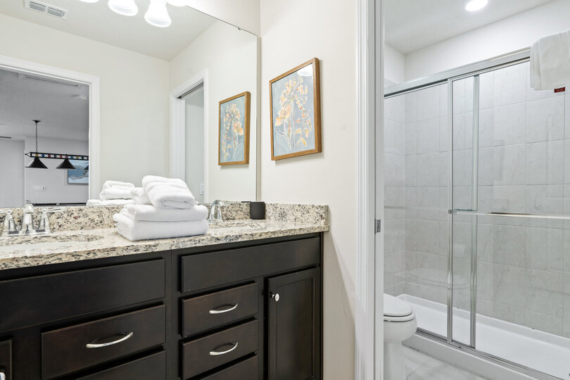 Luxury Contemporary Style Villa on Windsor Island Resort , Orlando Villa 5810