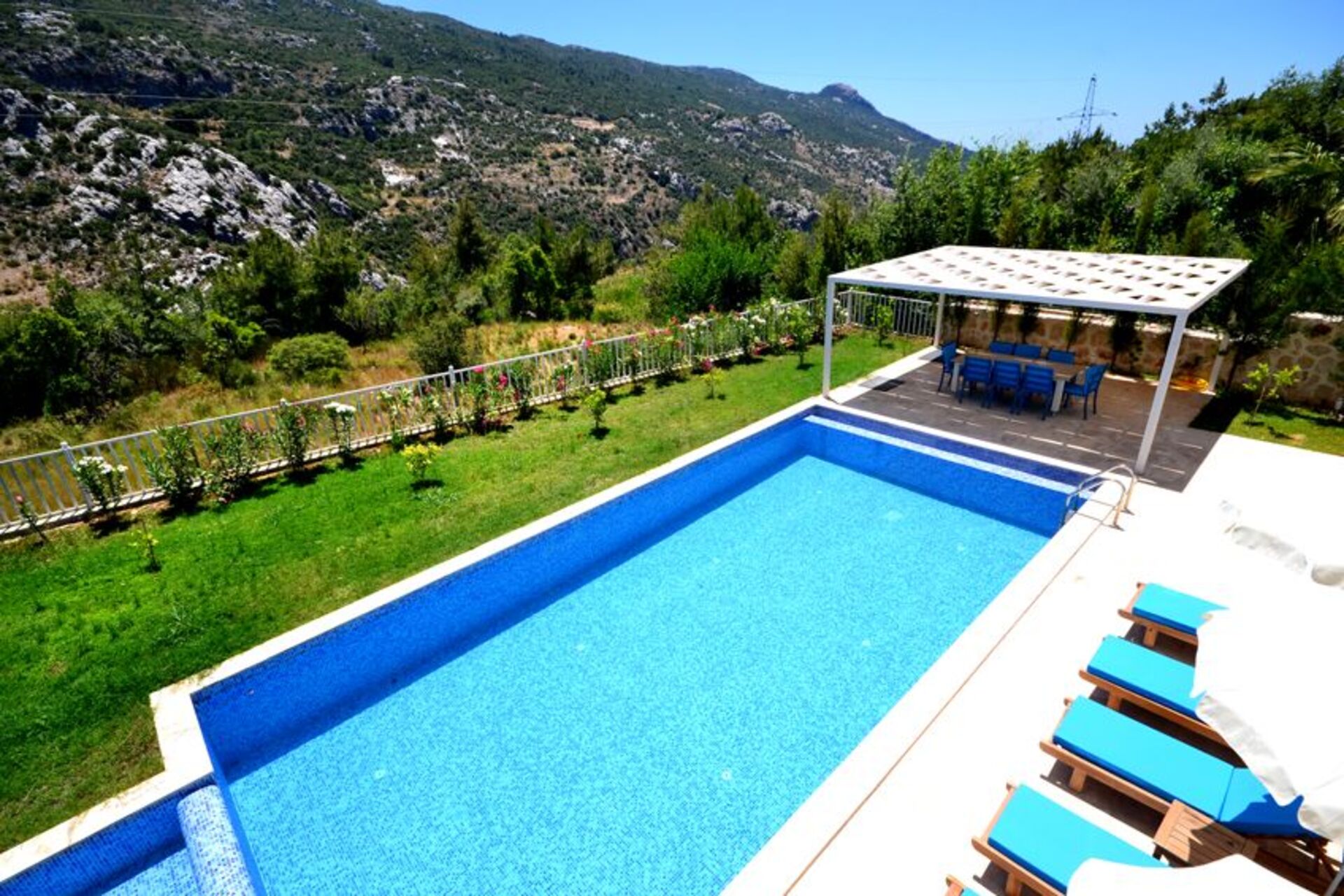 Rent Your Own Luxury Villa  with 4 Bedrooms, Islamlar Villa 1071