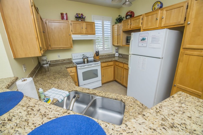 Luxury Condo with Fantastic Private Pool on Runaway Beach Club, Florida Condo 5978