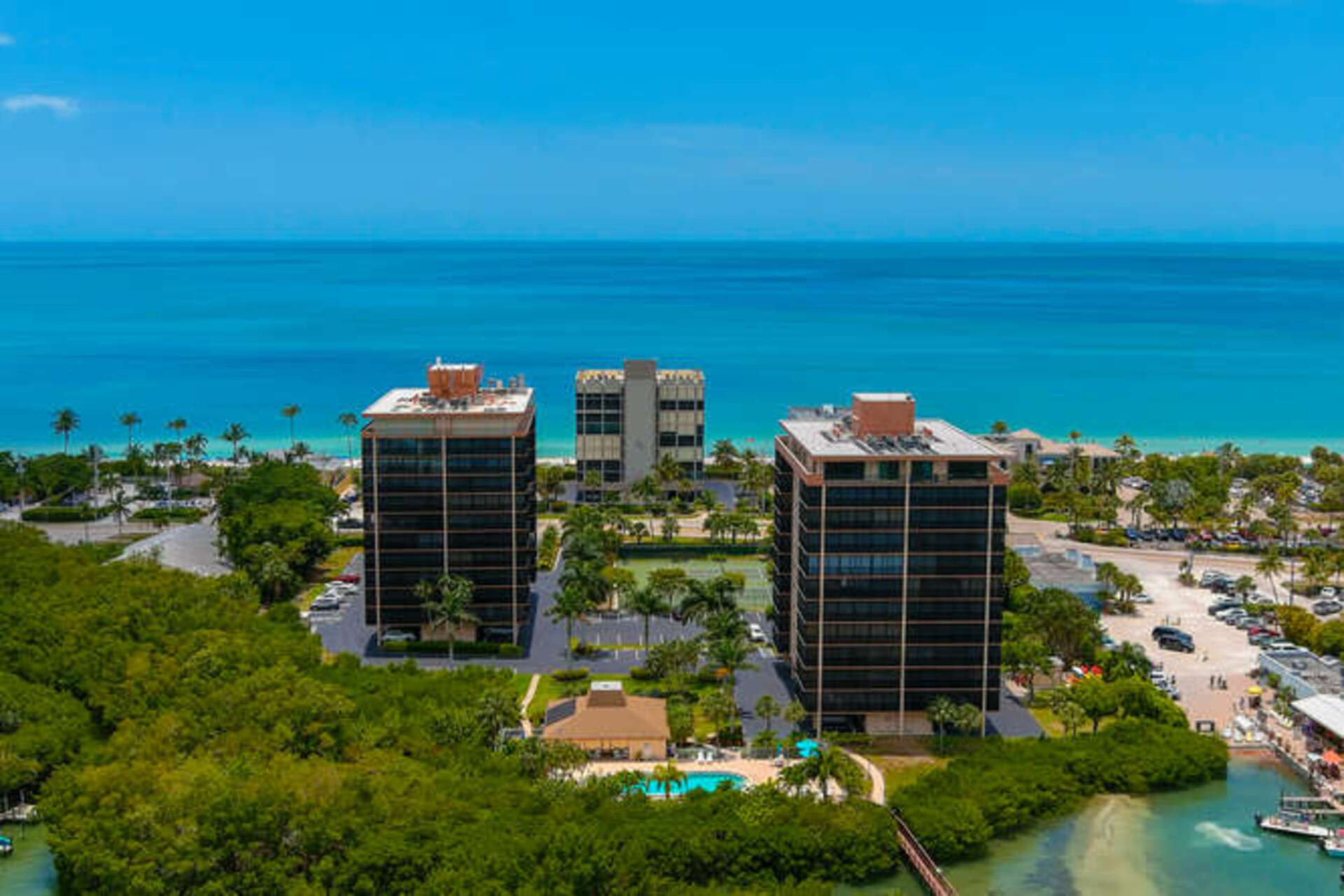 Exclusive Condo on Prestigious Resorts, Florida Condo 5951