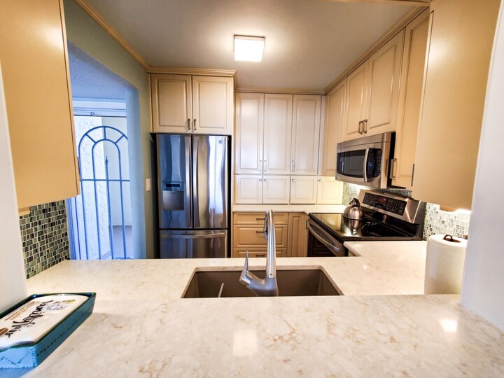 Exclusive Holiday Condo on Collier County, Florida Condo 5987