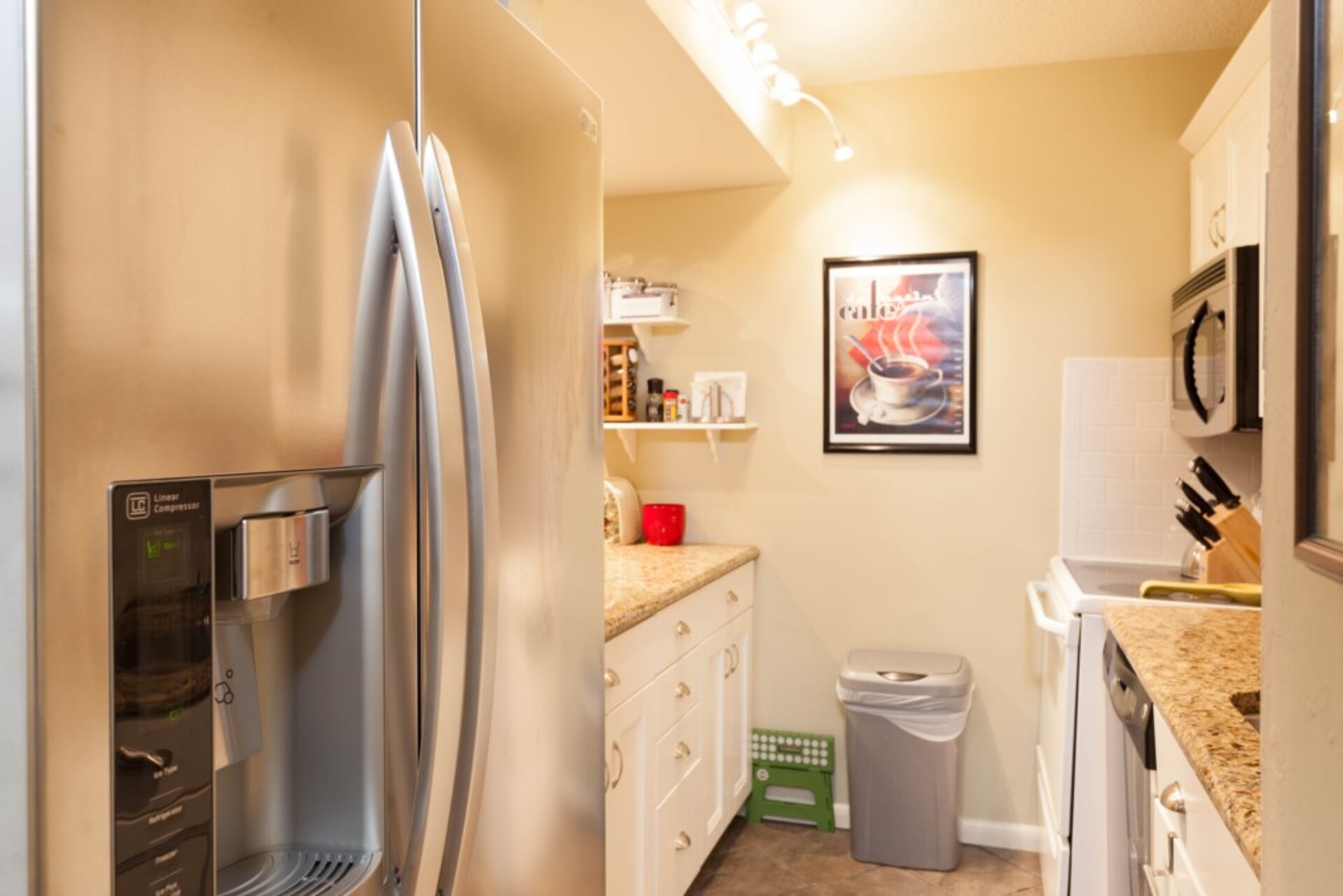 Exclusive Holiday Condo on Dolphin Way, Florida Condo 5961