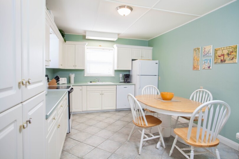 5 Star Condo in one of the most Prestigious Areas in Sandy Bottoms Vacation, Florida Condo 5965