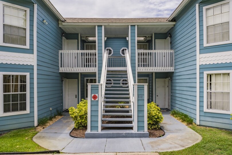 Luxury Contemporary Style Condo on Villas at Island Club, Florida Condo 6016
