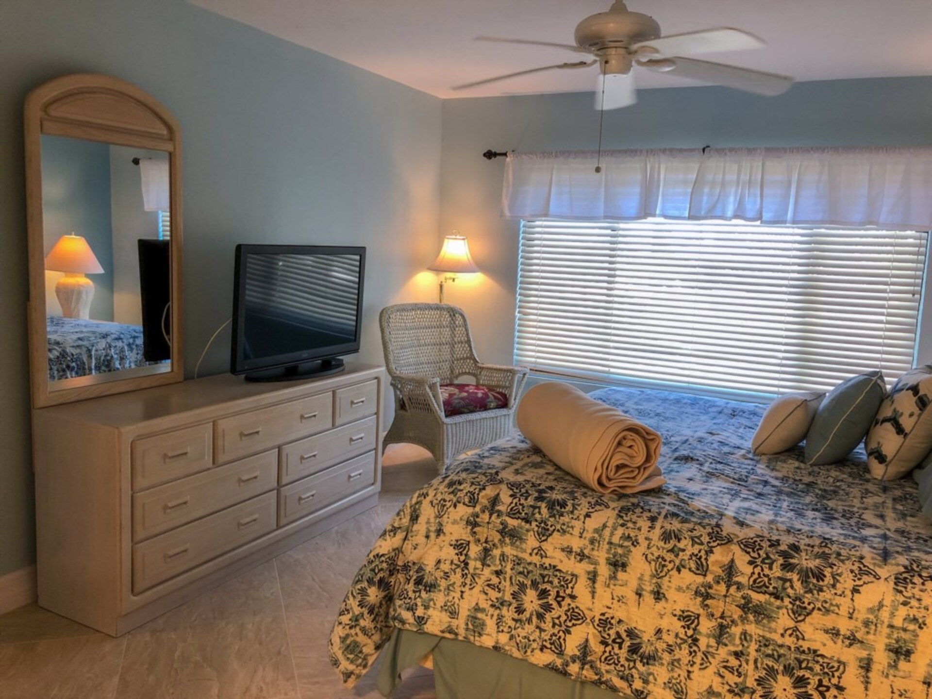 The Ultimate 2 Bedroom Condo on Santa Maria Harbor Resort, Florida Condo 5934