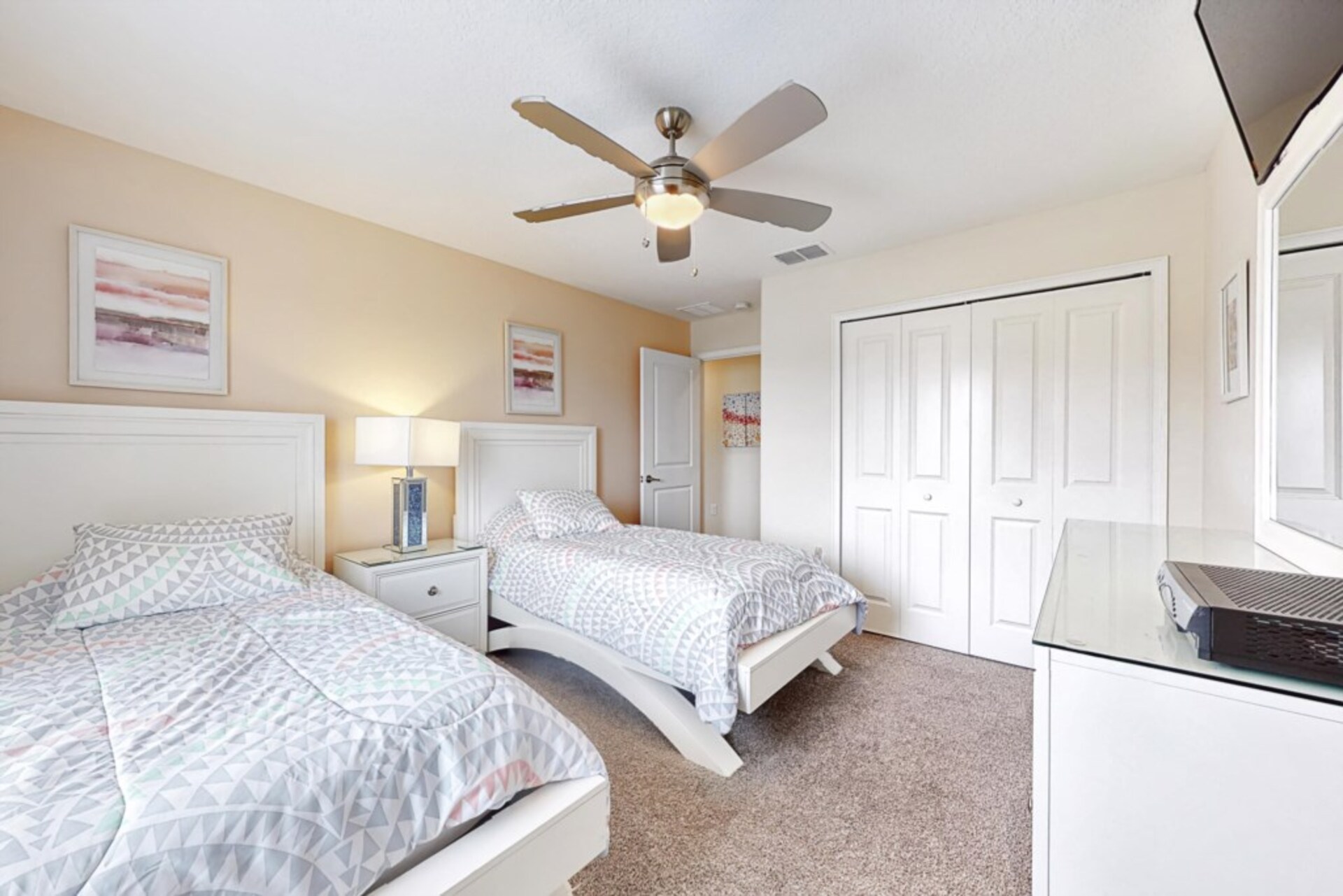 Exclusive Holiday Townhouse on Champions Gate Resort, minutes from Disney, Florida Townhouse 4084