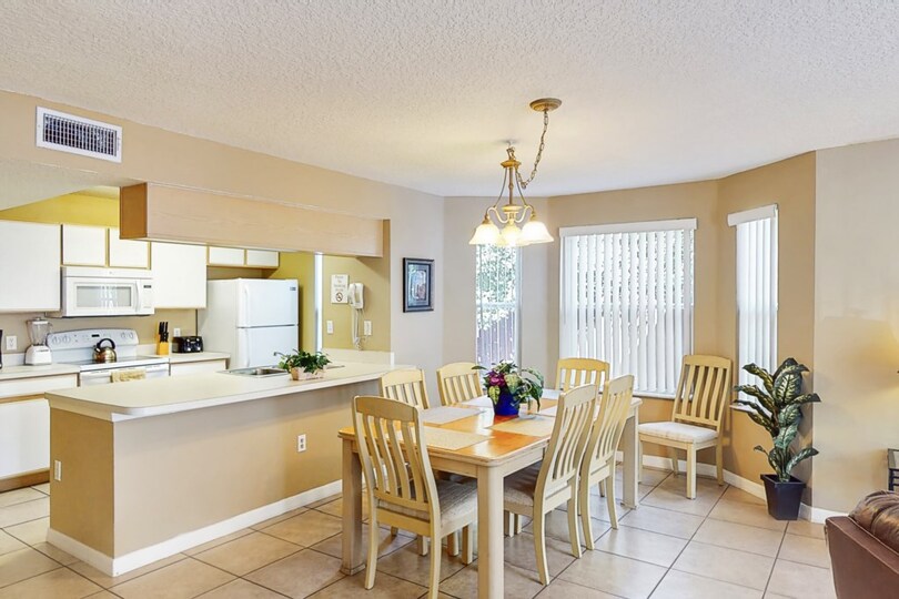 Exclusive Holiday Condo on Villas at Island Club, minutes from Disney, Florida Condo 6082