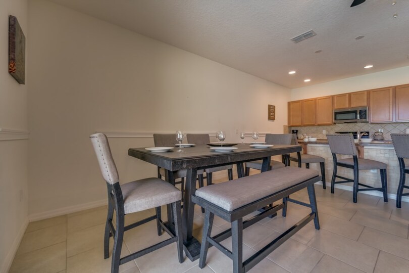 Exclusive Holiday Townhome on Solterra Resort, minutes from Disney, Florida Townhome 6083