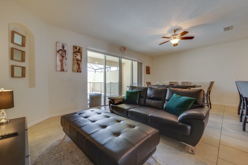 Exclusive Holiday Townhome on Solterra Resort, minutes from Disney, Florida Townhome 6083