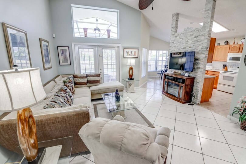 5 Star Villa with Private Pool on Indian Creek, Florida Villa 6109