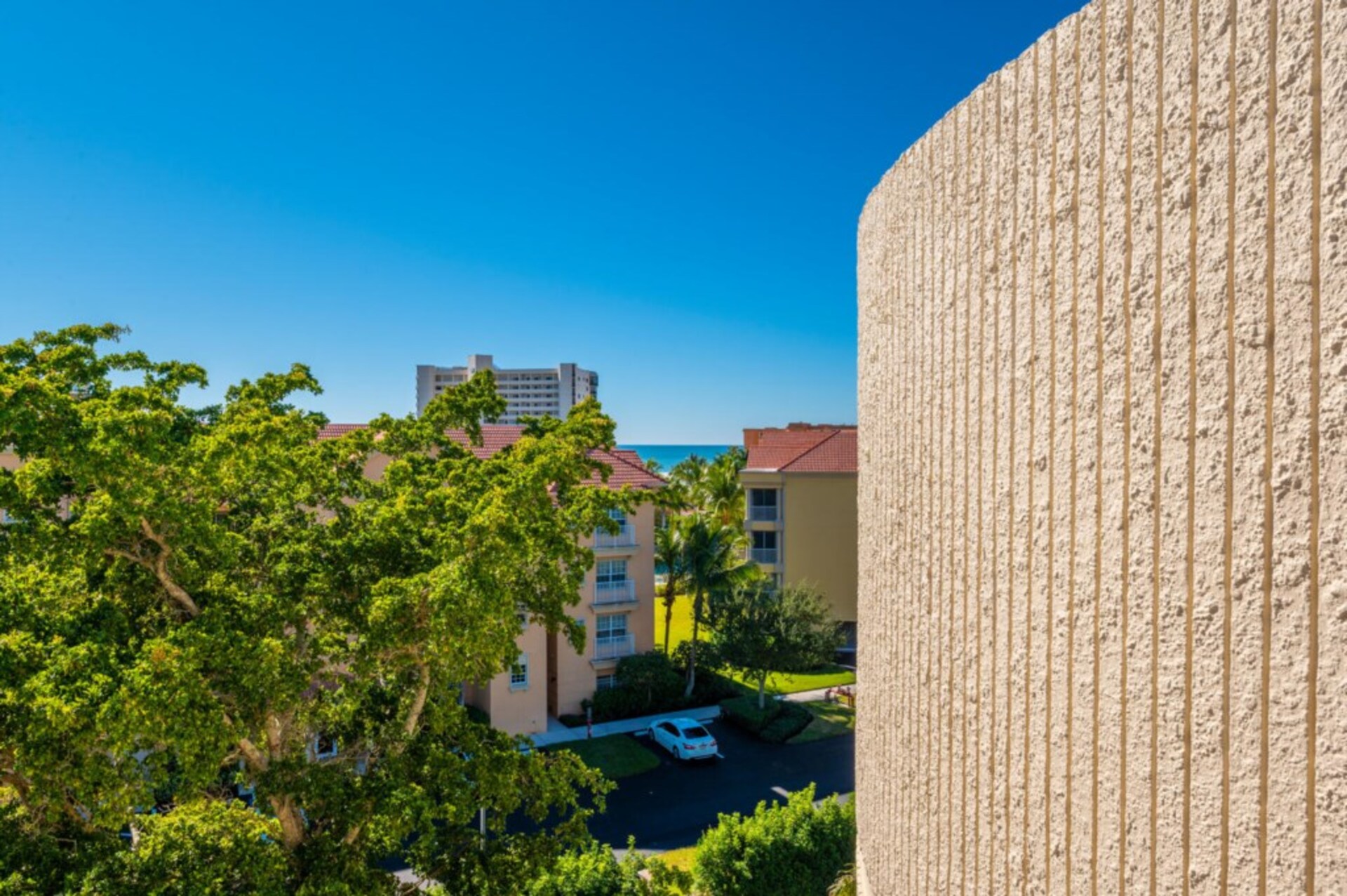 Exclusive Condo in One of most Prestigious Resorts, Santa Maria Harbor Resort, Florida Condo 5942